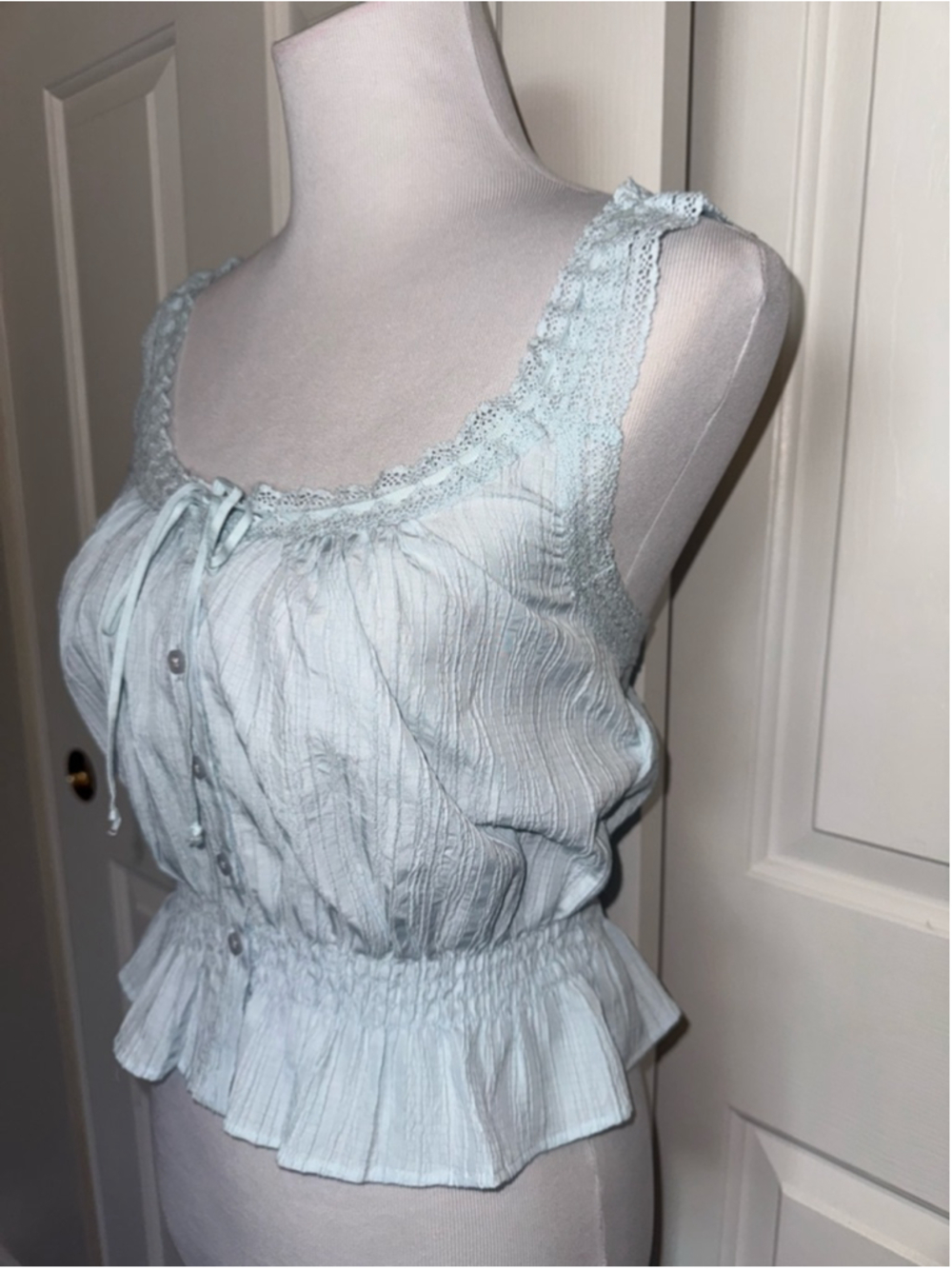 American Eagle Coquette Lace Trim Peplum Top Cottagecore Baby Blue Tank Small - Picture 4 of 9